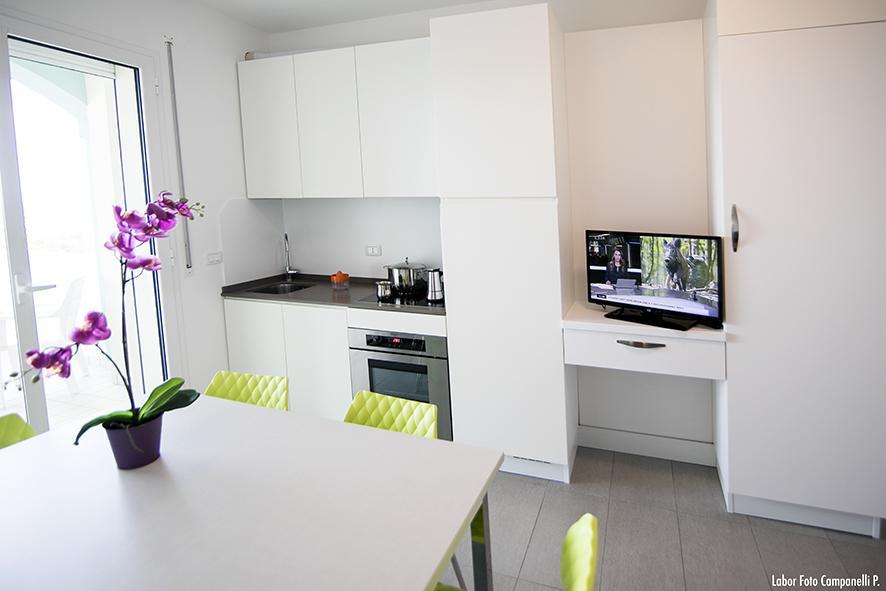 Residence Acquasuite Martinsicuro Bagian luar foto
